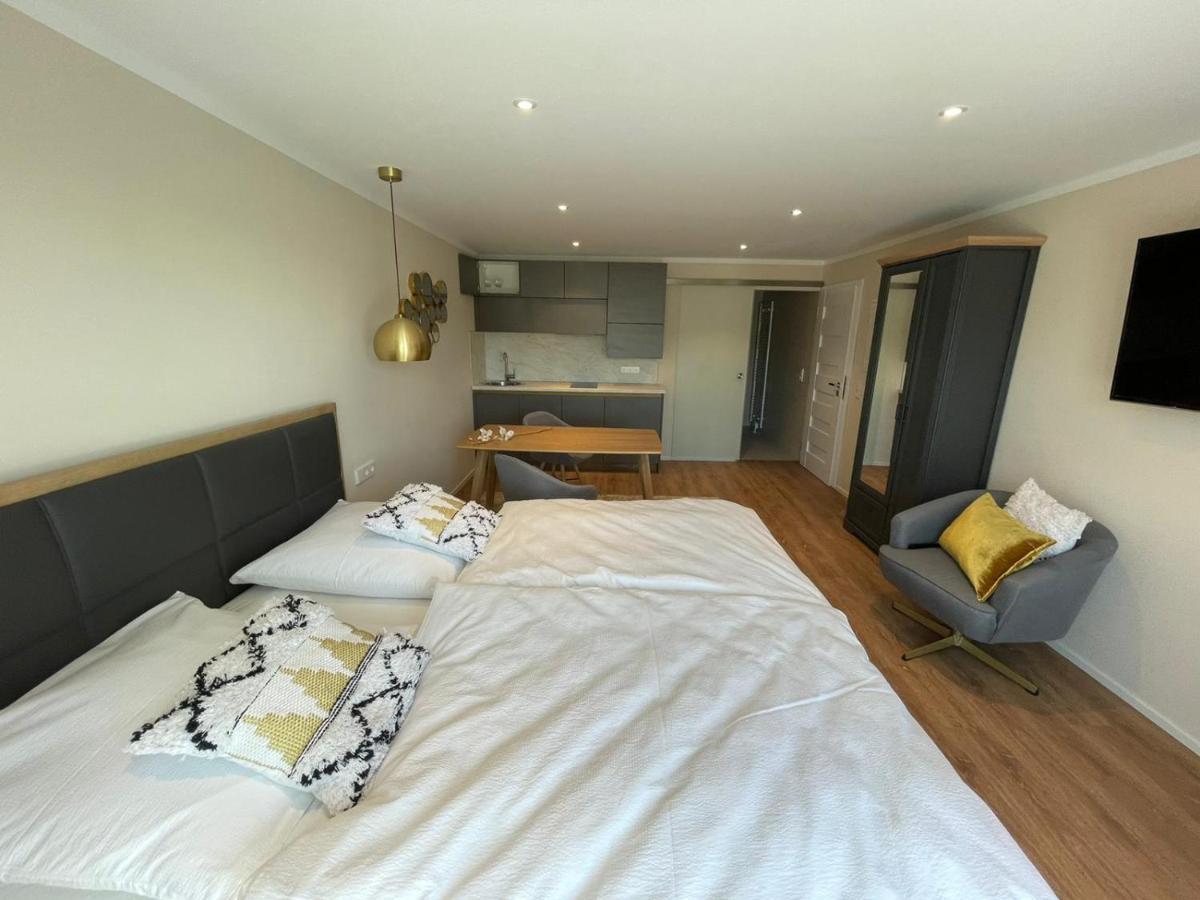 Stadtvilla Apartments Ferienwohnungen Вайнсберг Екстериор снимка
